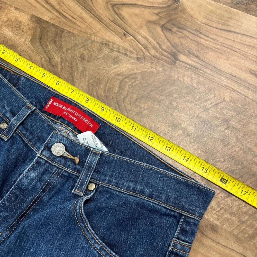 Vintage Y2K Levis Jeans Womens 8L Blue 515 Nouveau Bootcut Stretch Denim Denim